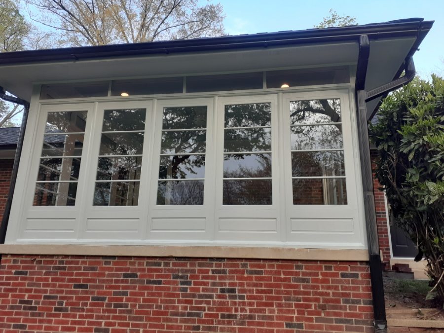 Rear Porch Window Preview Image 2