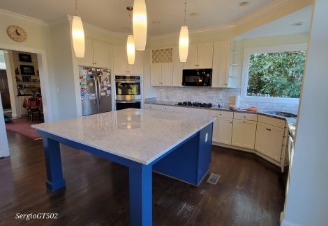 Two-Toned Kitchen Cabinets