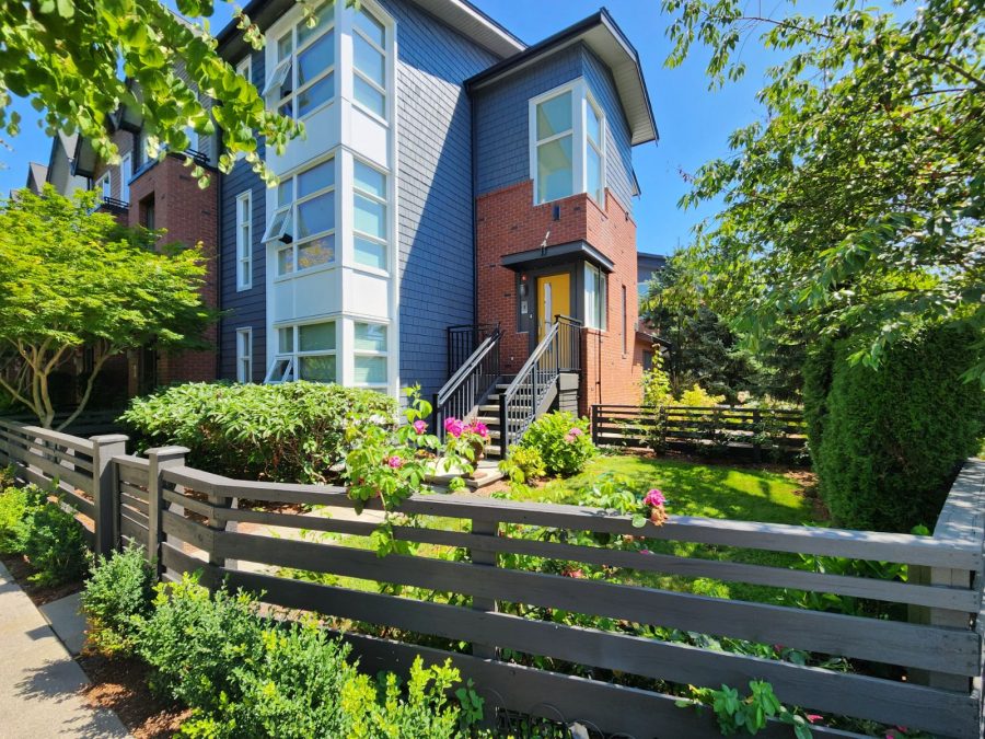 Port Coquitlam, BC Townhome Exterior Painting Blue Home Preview Image 1