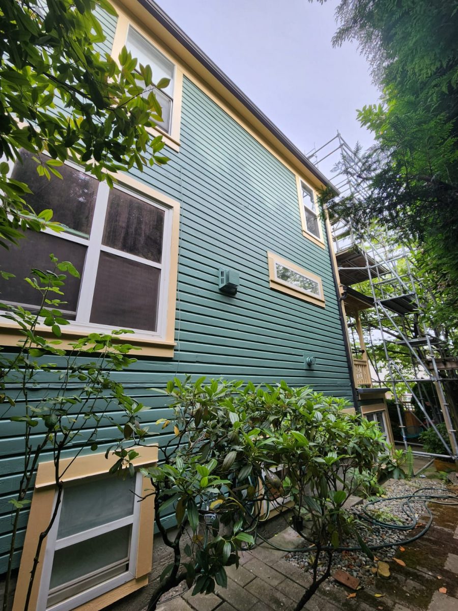 blue siding exterior painting for heritage home Preview Image 5