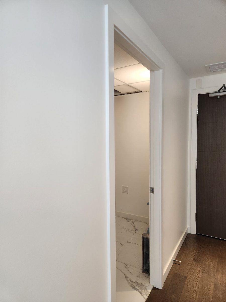 Vancouver, BC Interior Painting White Walls Preview Image 2