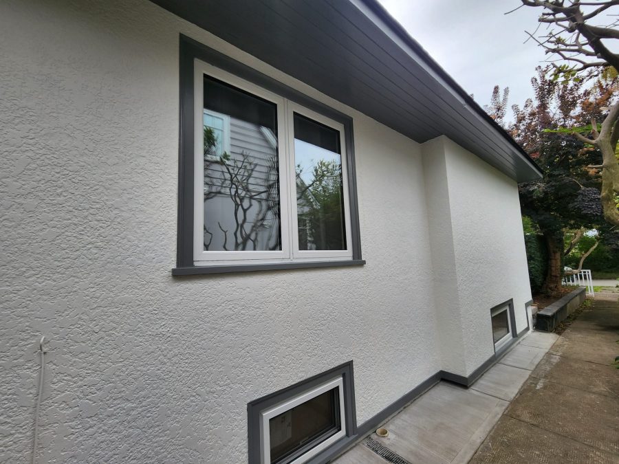 Side of Home Freshly Painted Preview Image 2