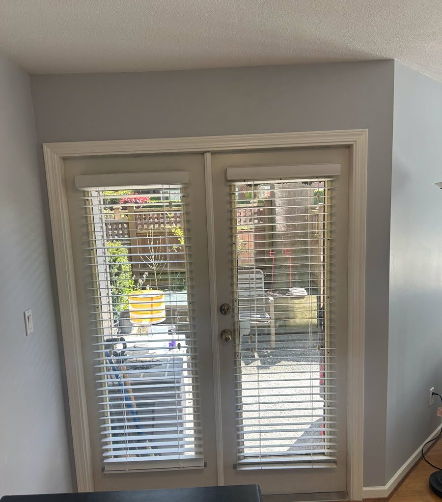 Trim and Door Painting Kitsilano, BC Preview Image 3