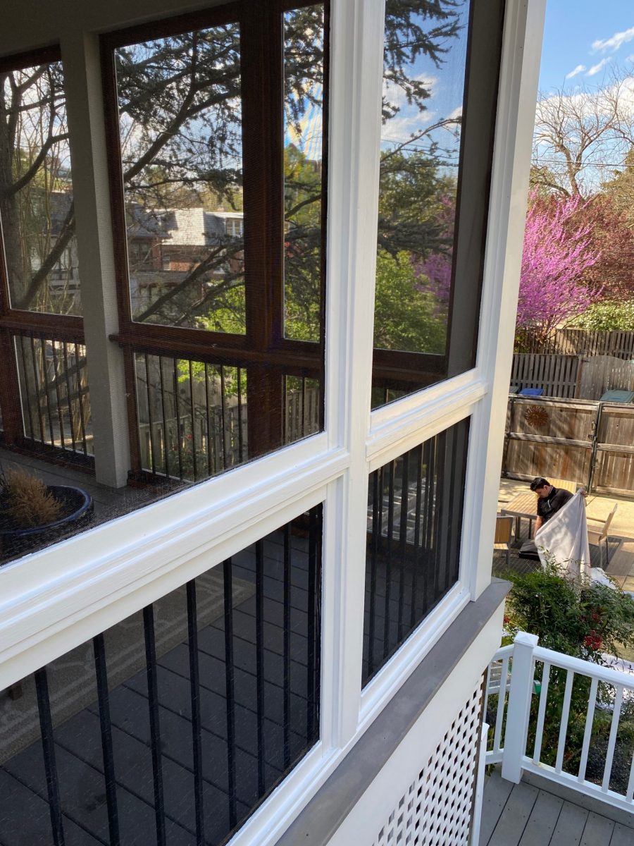 Side view of the Wood Repainted white Preview Image 1