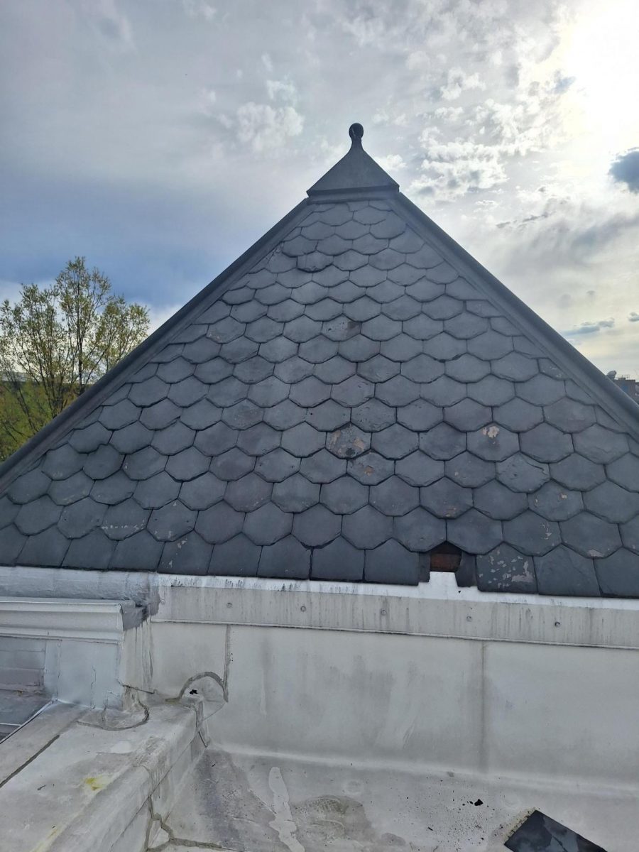 roof with fish scale shingles Preview Image 14