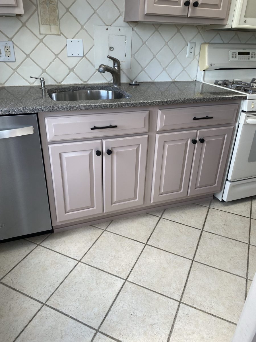 painted under-counter cabinets in kitchen Preview Image 4