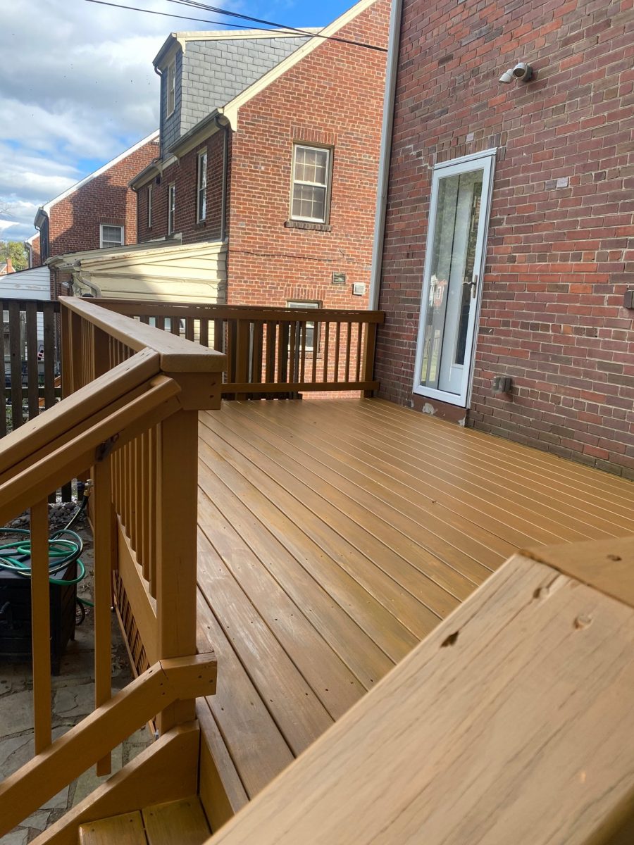 Deck Staining Project Preview Image 1