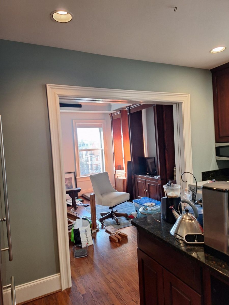 living room doorway wall Preview Image 5