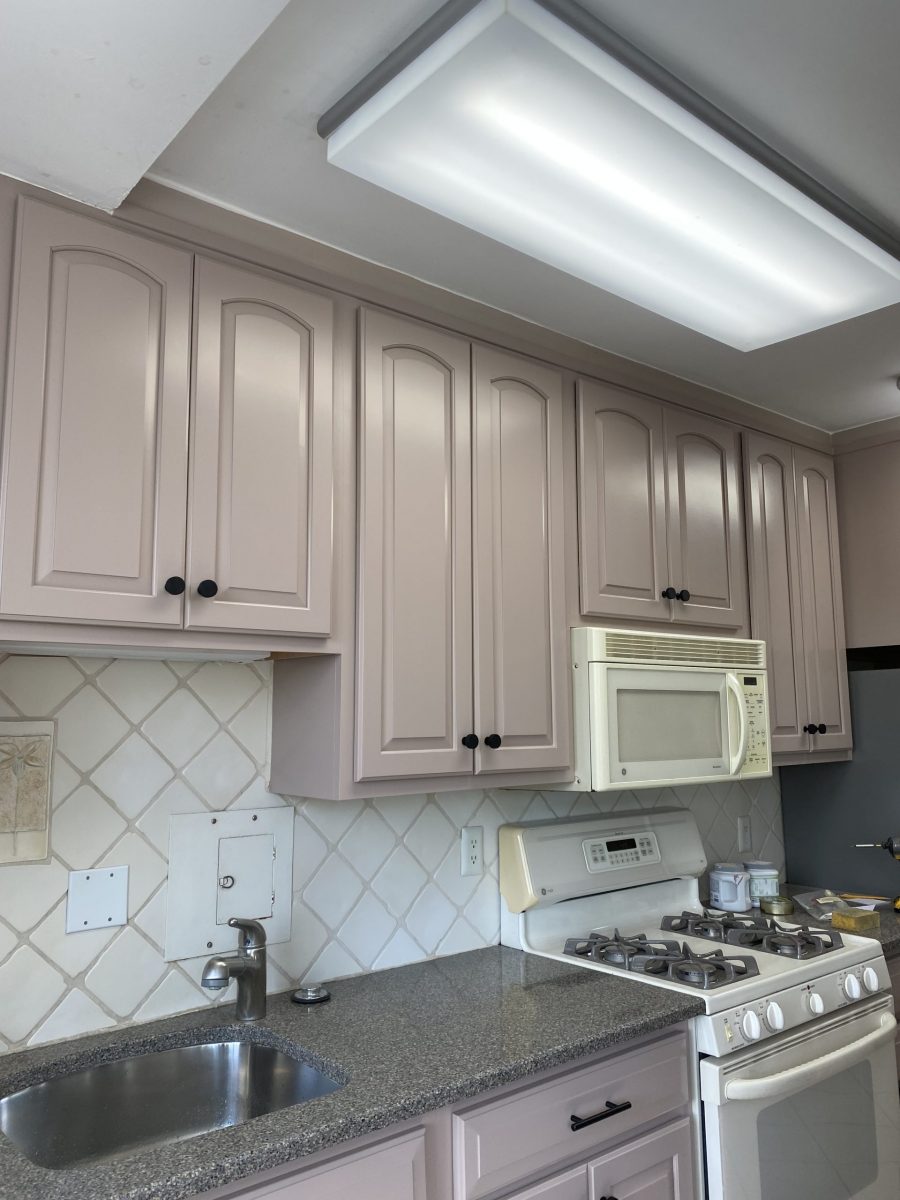 painted kitchen cabinets and kitchen appliances Preview Image 1