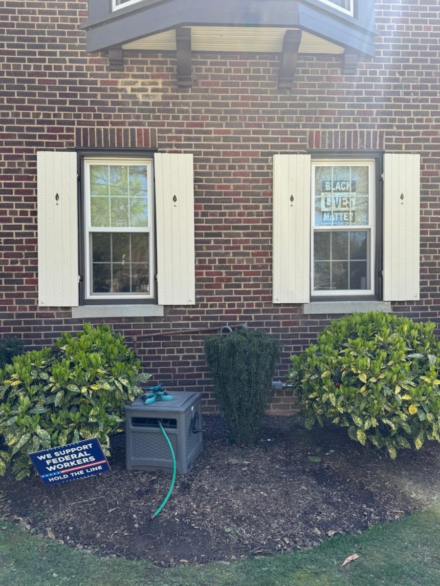 brick home exterior Preview Image 1