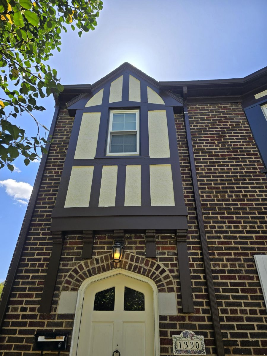 brick home exterior Preview Image 4