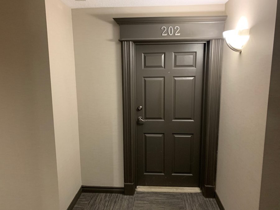 550 Talbot Door Preview Image 2