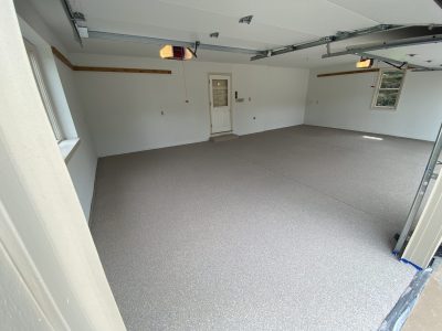 Garage poluyrea garage floor coating
