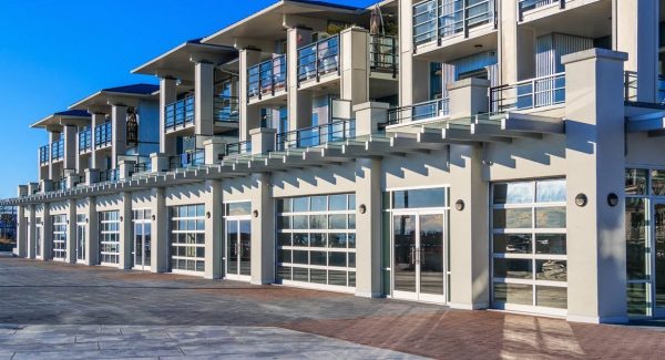 Mixed Use Commercial Building