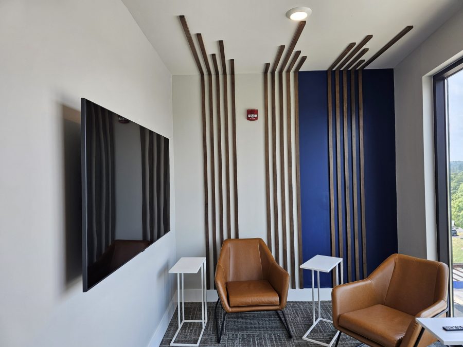 Lounge after photo with cool decorations Preview Image 24