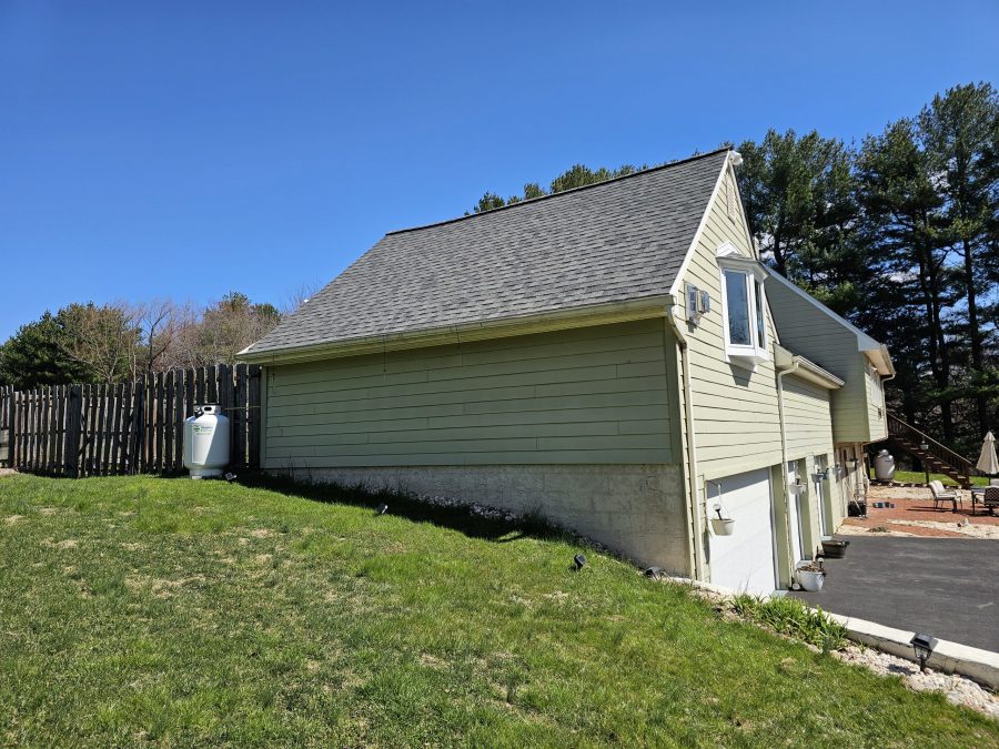 Exterior Home Transformation (Before) Preview Image 2