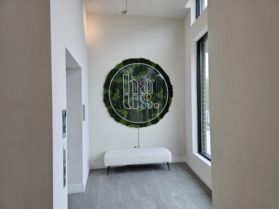 Lobby before photo Preview Image 10