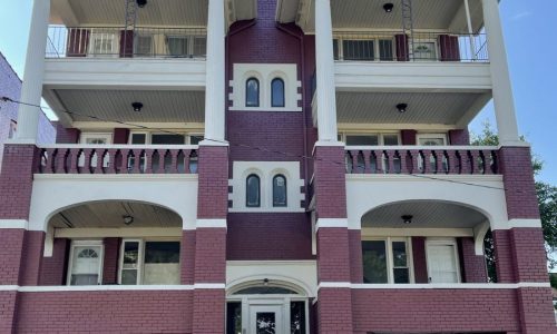 Twin Towers Apartments - Cleveland, OH