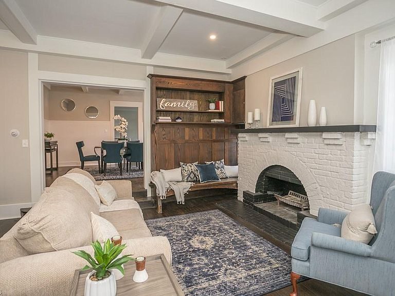 interior house painting project living room Preview Image 8