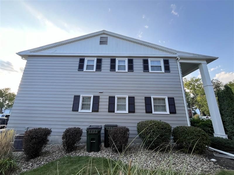 Exterior Condo Painting Catawba Island Preview Image 3