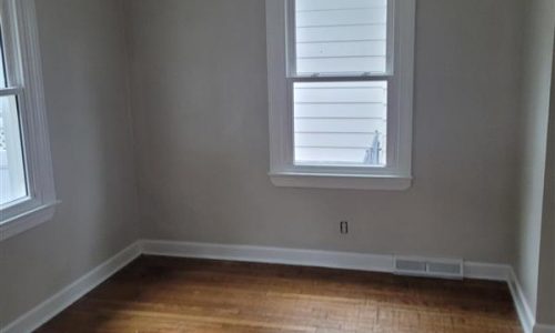 Benjamin Moore - Pale Oak