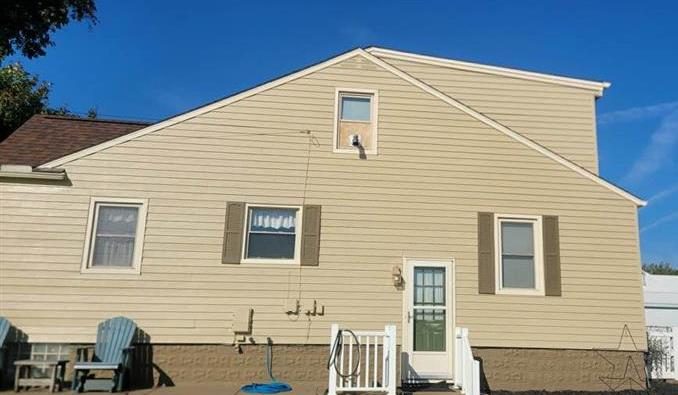 Exterior Siding Painting Elyria OH Preview Image 2