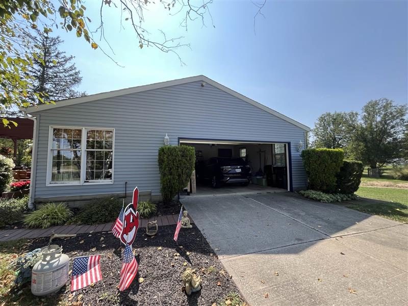 Exterior Home Painting Elyria, ohio Preview Image 3