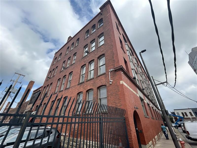 Commercial Exterior Apartment Building Painting Cleveland OH Preview Image 2