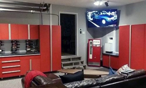 Red Garage Lounge Area