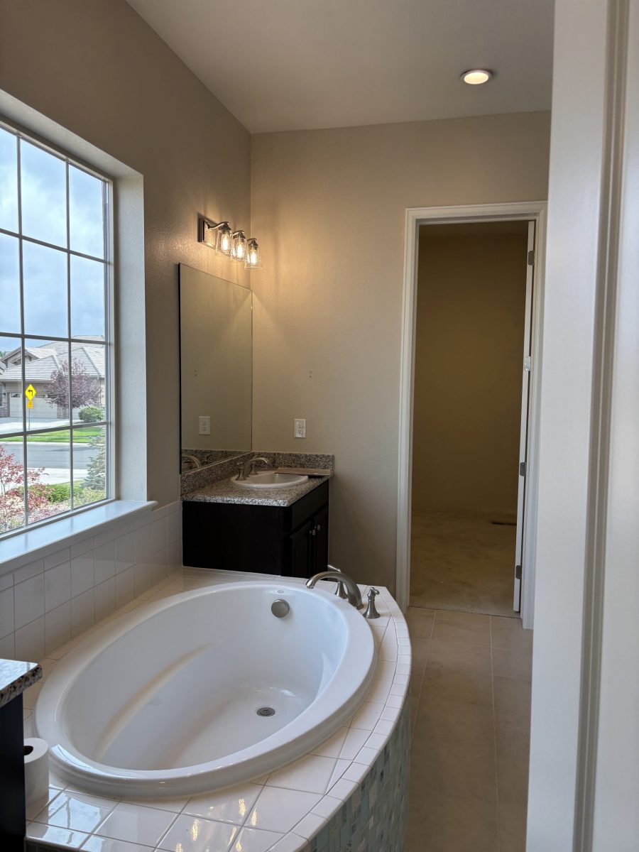 home interior bathroom after repaint Preview Image 1