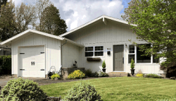 West Linn Bungalow