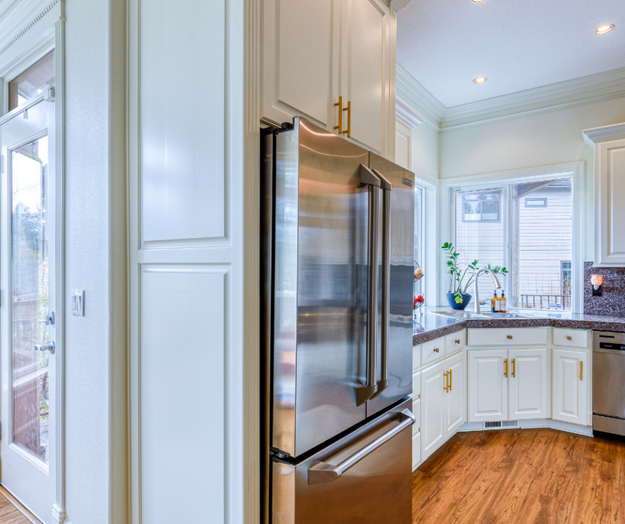 Cabinet Painting Preview Image 2