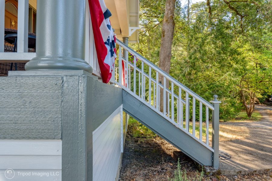 Front Porch Painting Preview Image 6