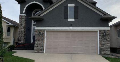 Whyte Ridge Stucco Home