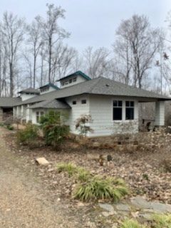 cedar shingles siding painting Tobaccoville, NC Preview Image 4