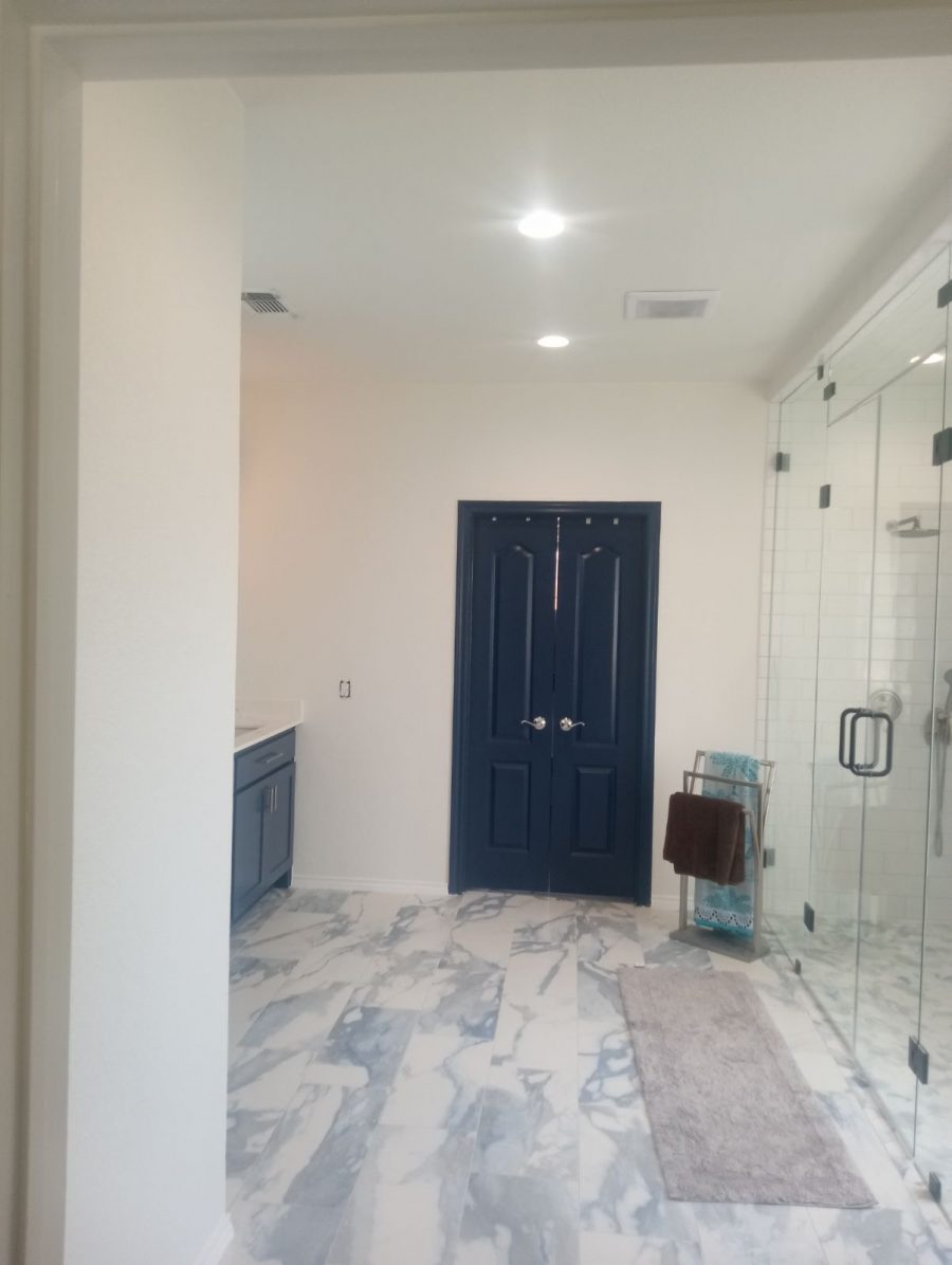 Bathroom painting in Weatherford TX Preview Image 2