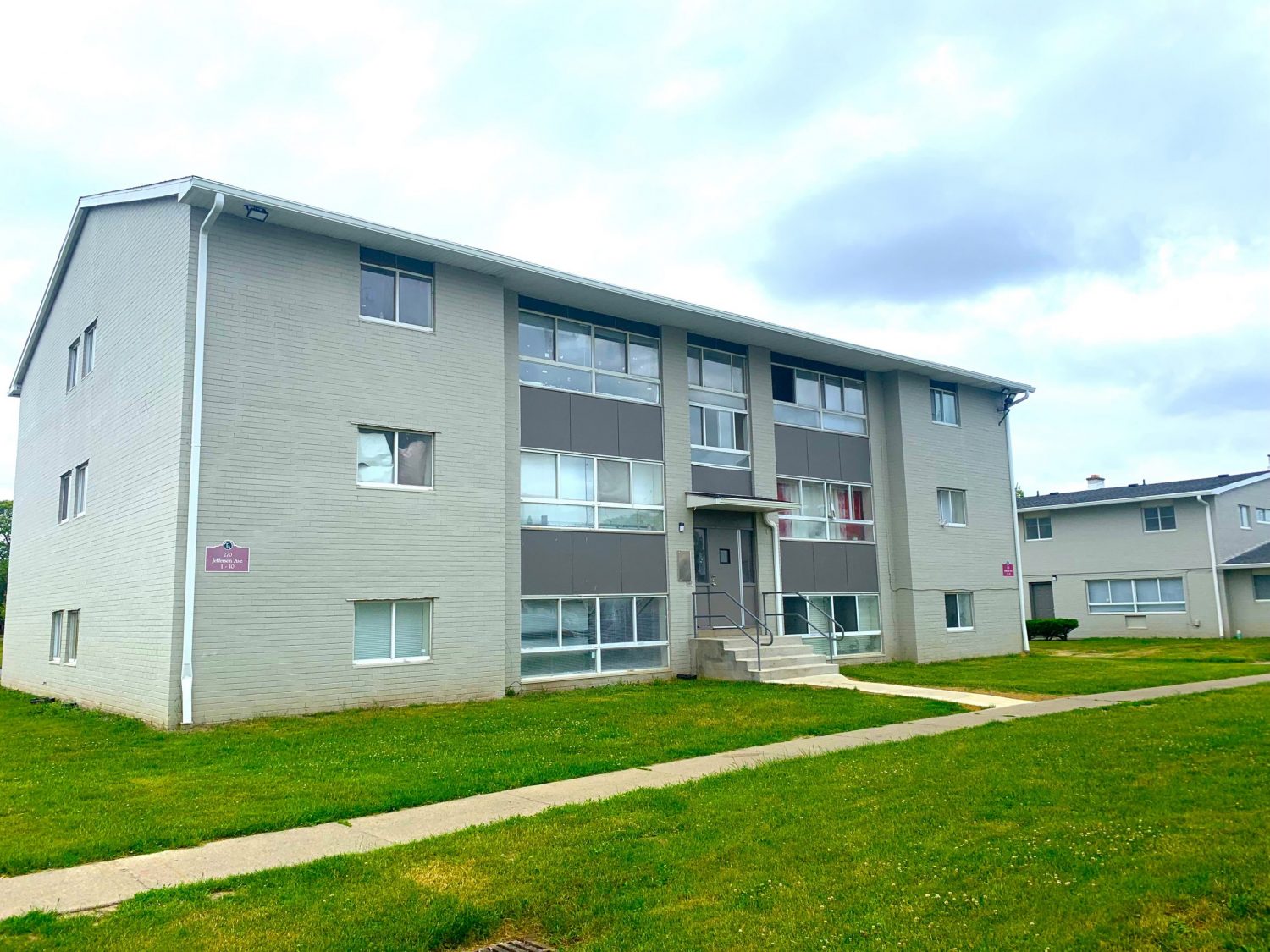 Towne Gardens Apartment Repaint