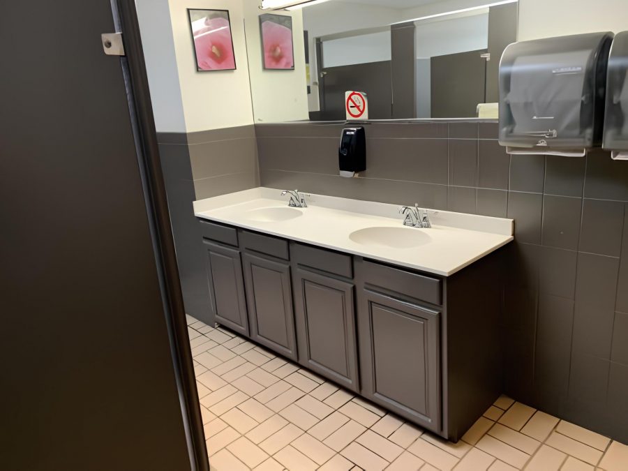 Restroom Preview Image 1