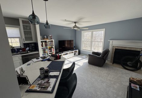 Woodbridge, VA Living Room & Hallway Painting