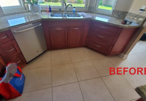 Kitchen Cabinet Refinishing Before & After