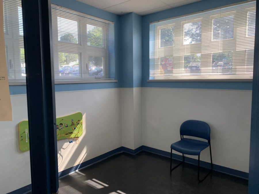 Kids Waiting Area - Before Preview Image 4